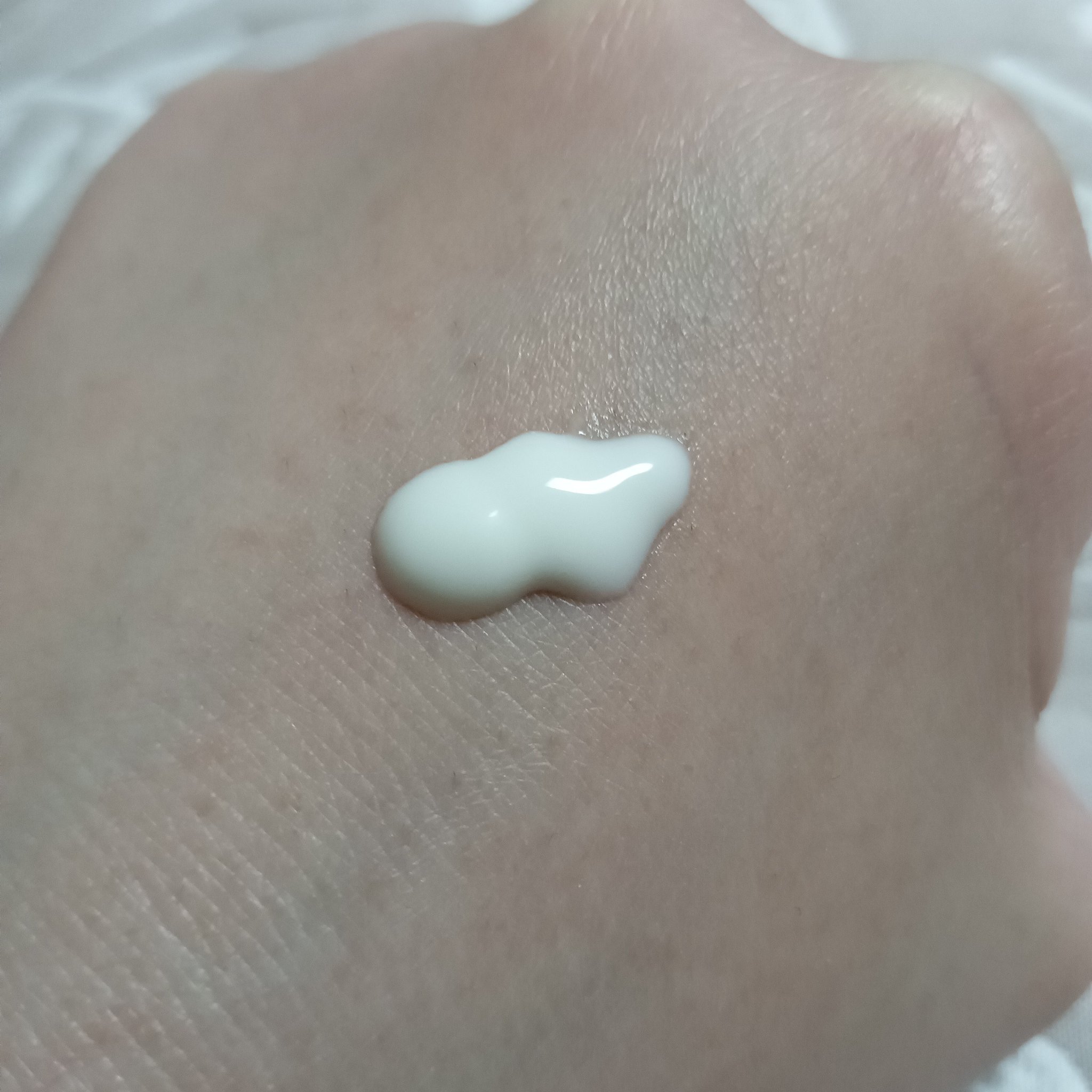 スキンアクア スーパーモイスチャージェル/スキンアクア/日焼け止めジェルを使ったクチコミ（2枚目）