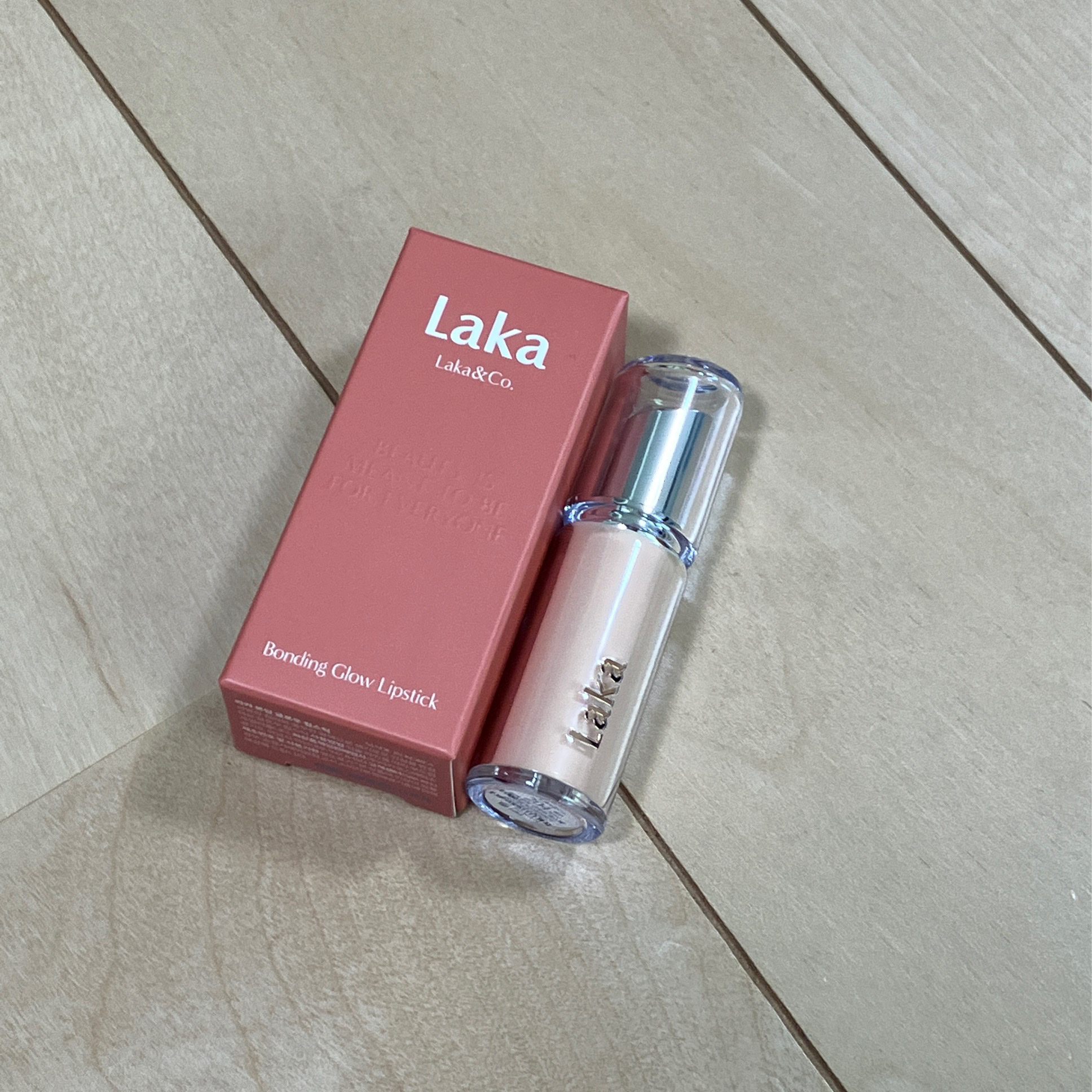 ボンディンググロウリップスティック/Laka/口紅を使ったクチコミ（1枚目）