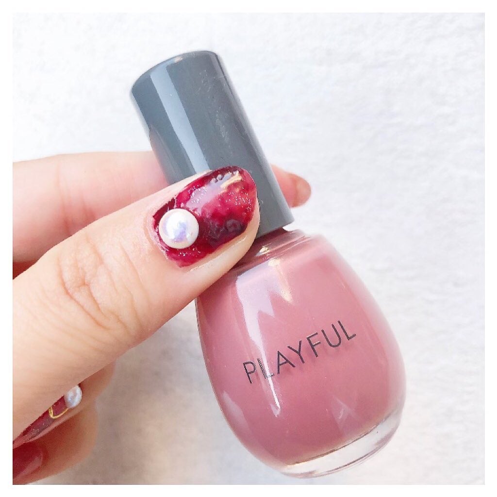 𝘼𝙮𝙪 ❦ 𝑆𝑒𝑙𝑓 𝑁𝑎𝑖𝑙 on LIPS 「❥こんばんは😌PLAYFULLを使って赤べっ甲ネイルを..」(5枚目)