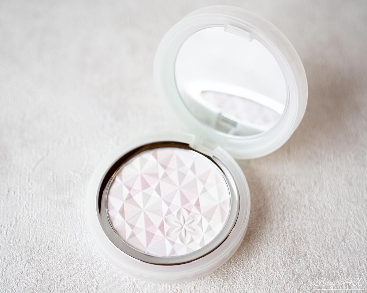 AQ オーラ リフレクター/DECORTÉ/プレストパウダーを使ったクチコミ(3枚目)