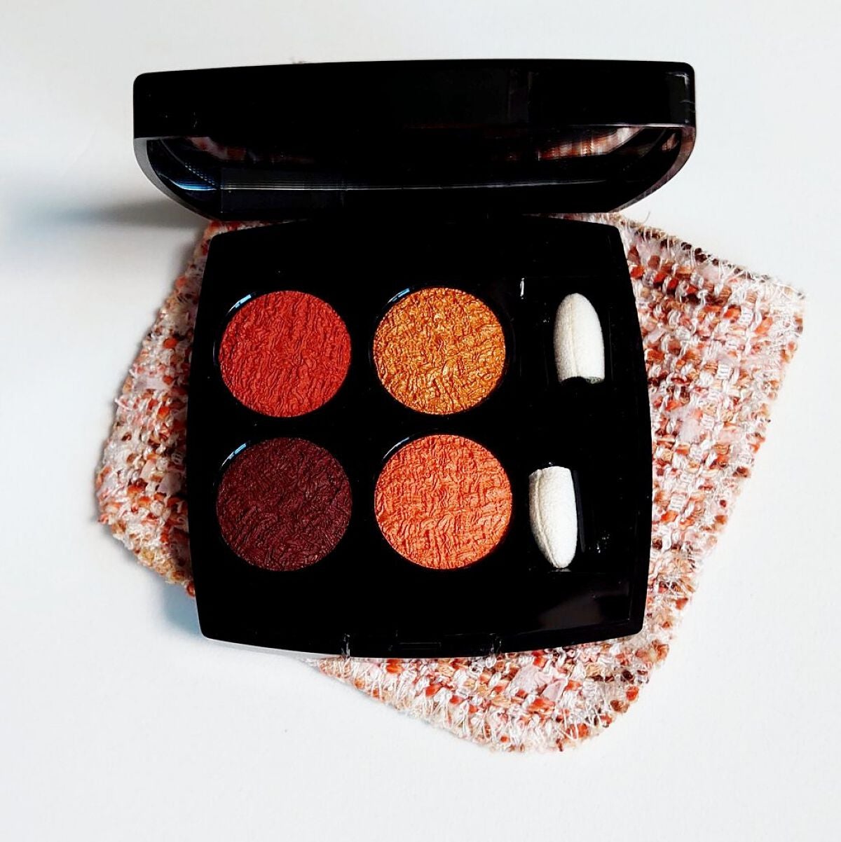 レ キャトル オンブル ツイード/CHANEL/アイシャドウパレットを使ったクチコミ(1枚目)