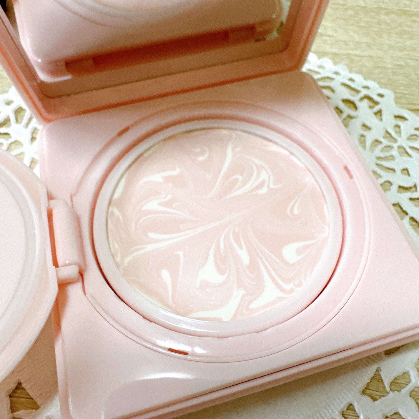 スキン PFCT コンパクト クリーム N/GIVENCHY/化粧下地を使ったクチコミ(5枚目)