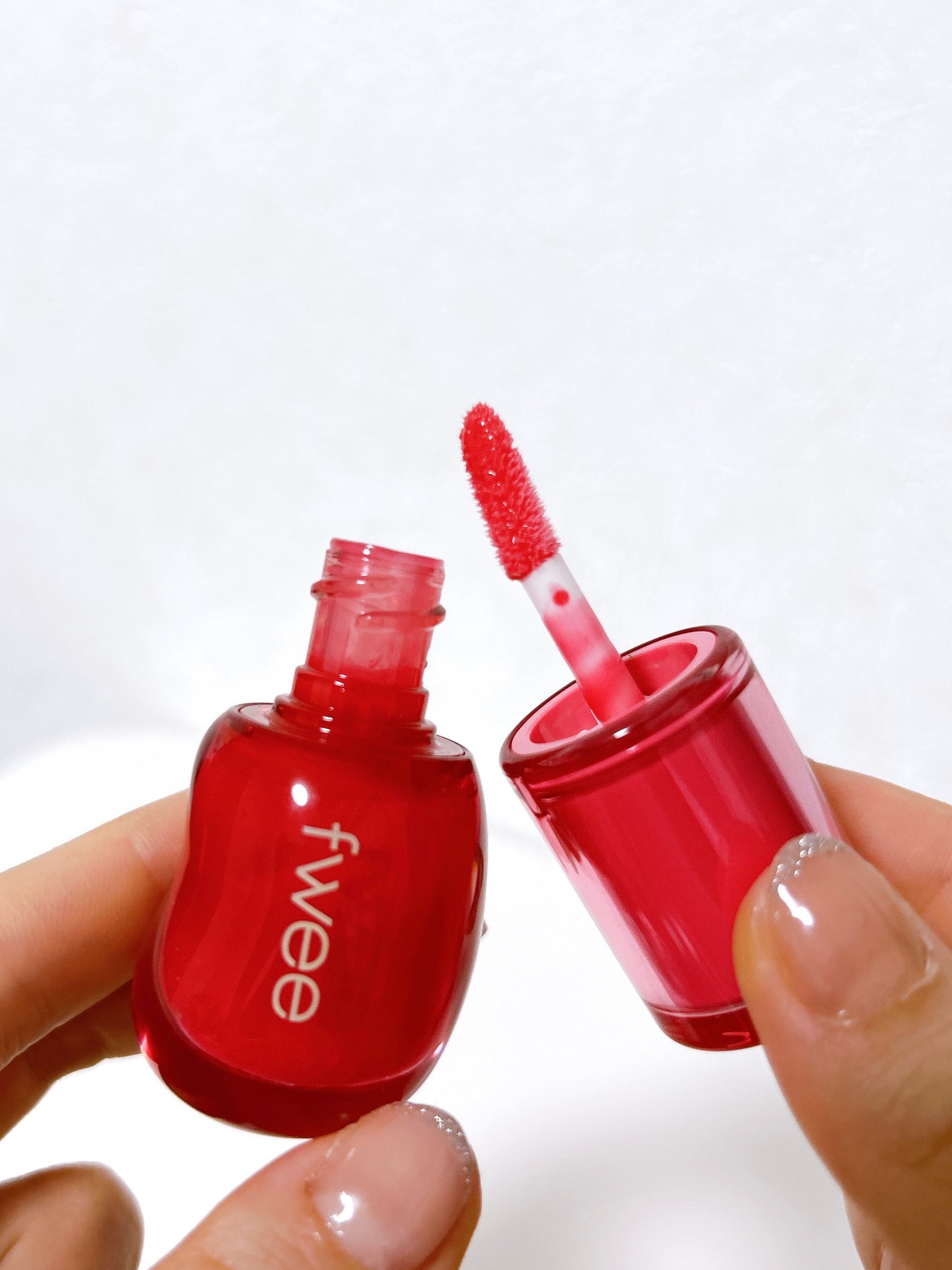 フィー 3Dボリューミンググロス/fwee/リップグロスを使ったクチコミ(3枚目)