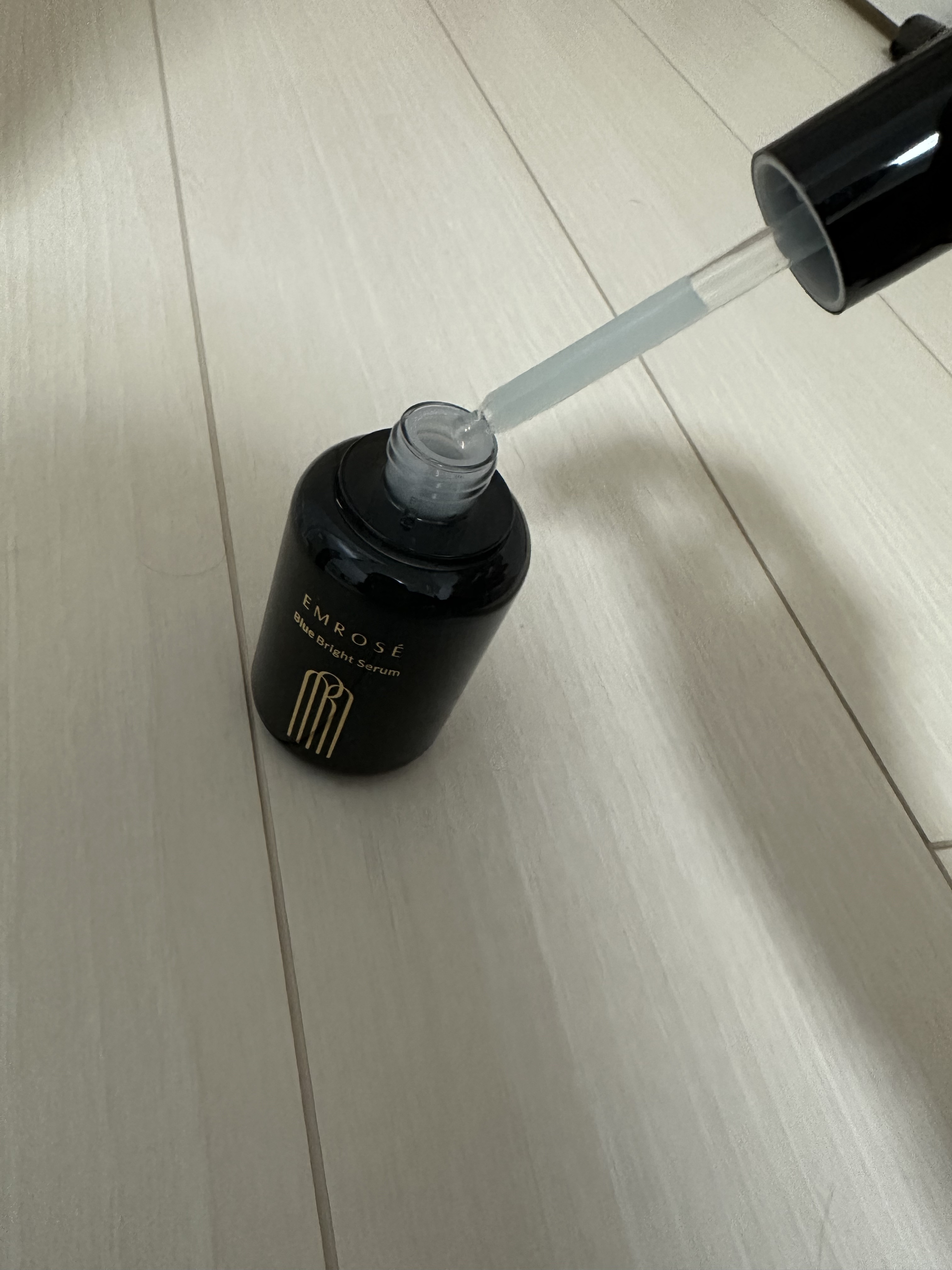 ブルーブライトセラム/EMROSÉ/美容液を使ったクチコミ（2枚目）
