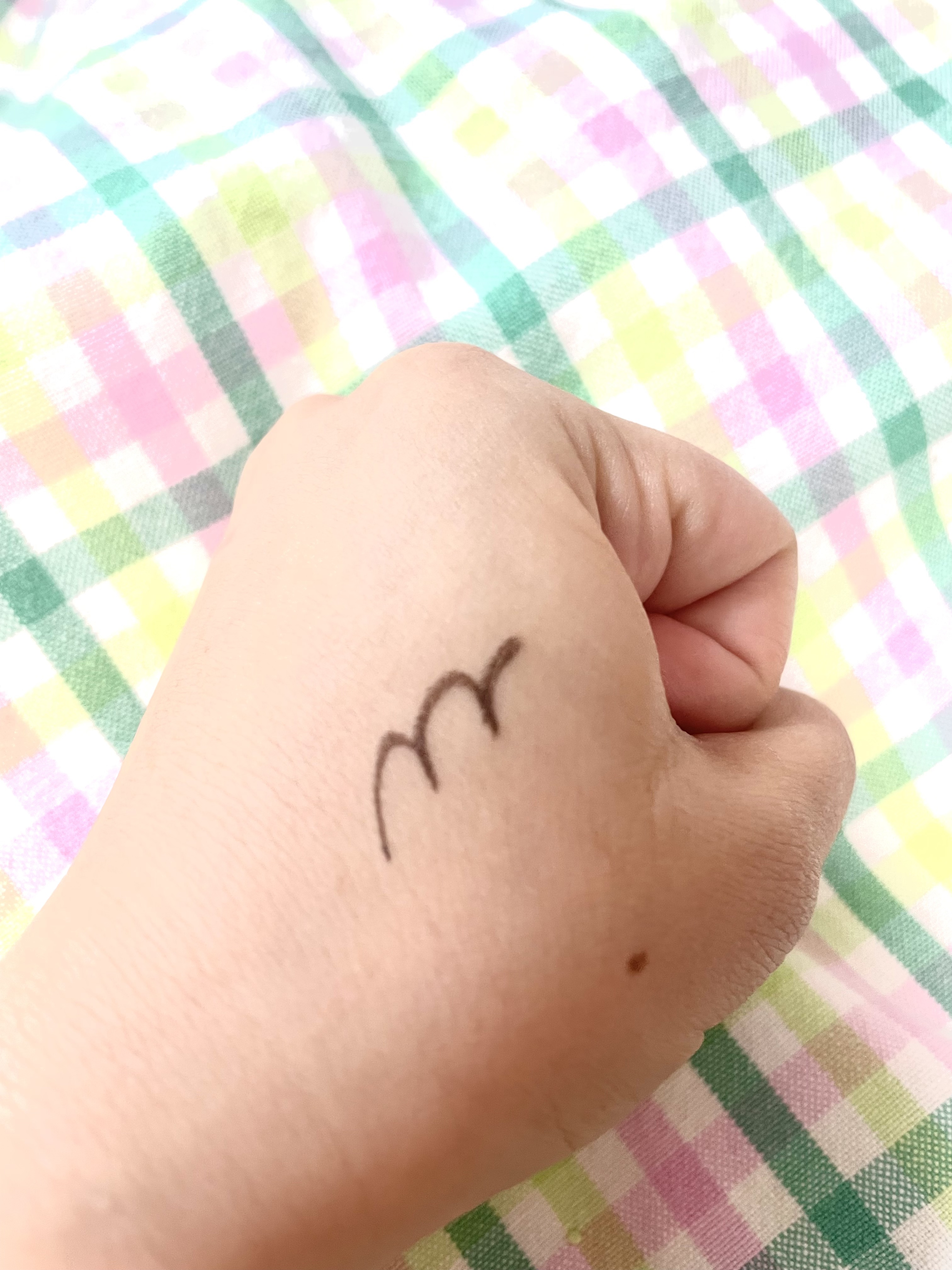 「密着アイライナー」極細クリームペンシル/デジャヴュ/ペンシルアイライナーを使ったクチコミ（3枚目）