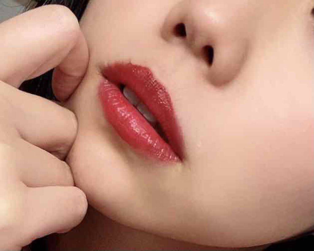 アディクション ザ マット リップ リキッド 012 Foxiest Brown/ADDICTION/口紅を使ったクチコミ（3枚目）