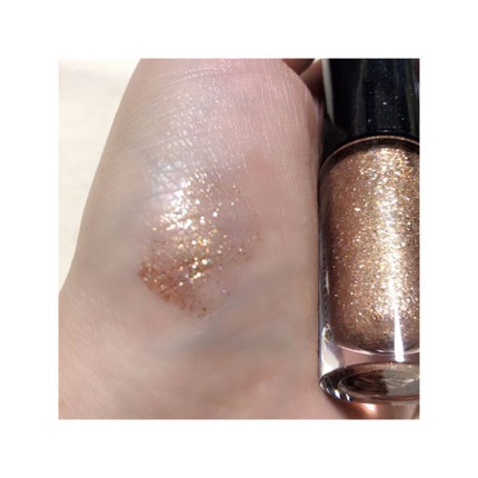 ダズルシャドウ リキッド/M・A・C/リキッドアイシャドウを使ったクチコミ(2枚目)