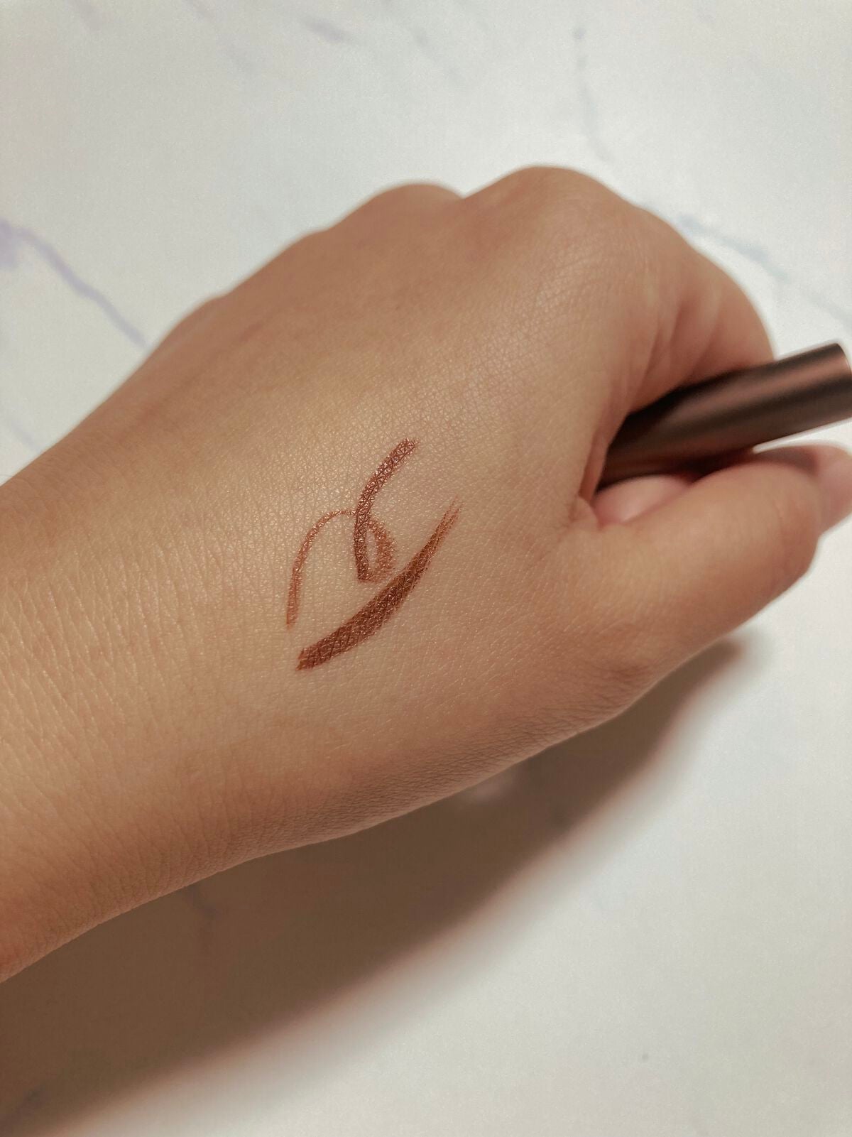 スキルレスライナー/LUMIURGLAS/リキッドアイライナーを使ったクチコミ(2枚目)