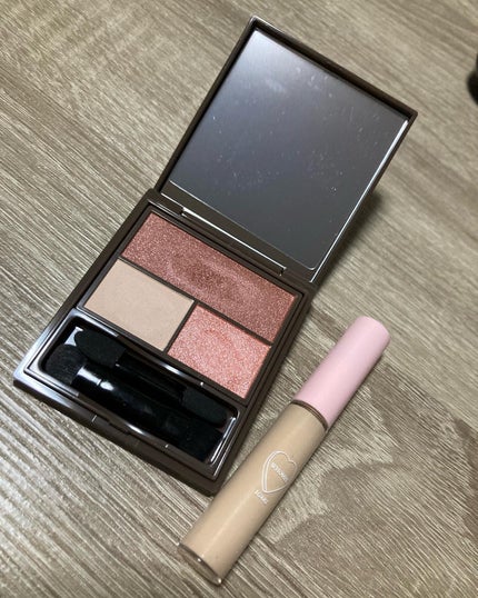 フーミー マルチアイブロウパウダー/WHOMEE/パウダーアイブロウを使ったクチコミ(1枚目)