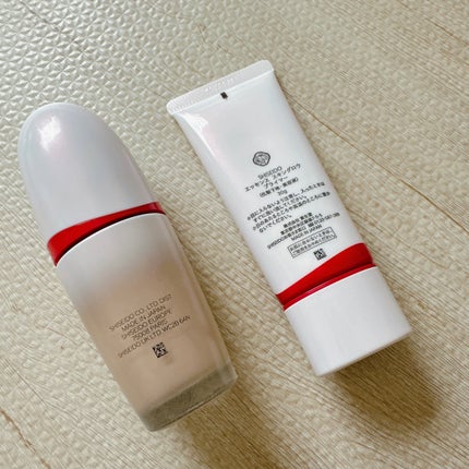 エッセンス スキングロウ ファンデーション/SHISEIDO/リキッドファンデーションを使ったクチコミ(2枚目)