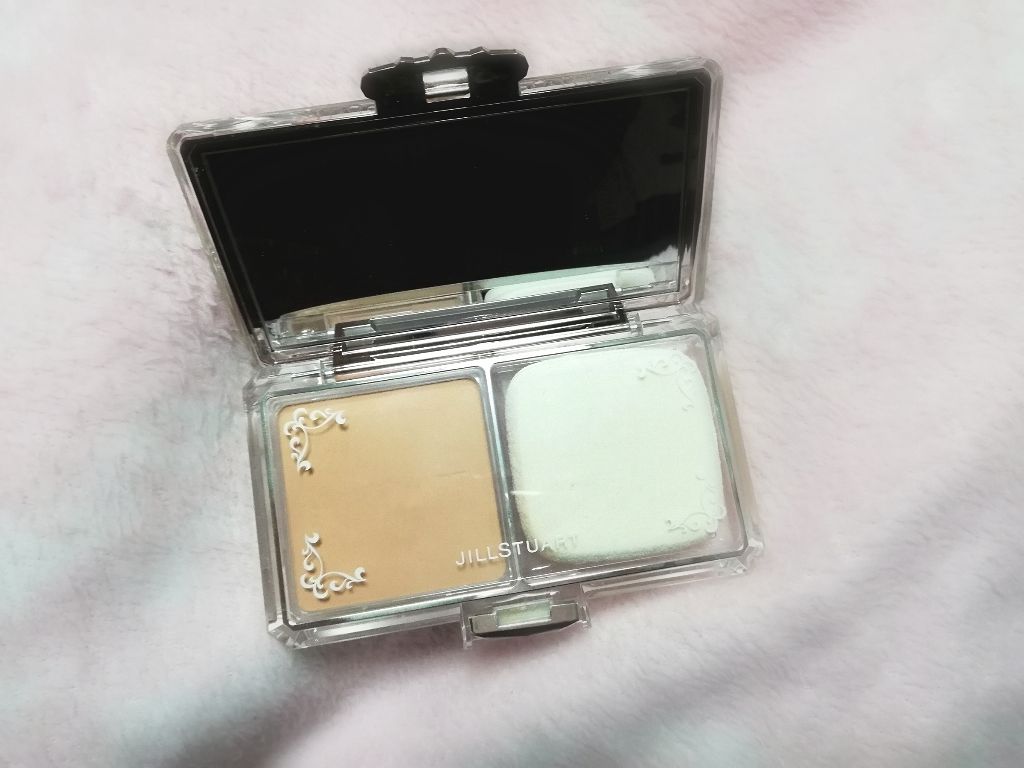 エアリーステイフローレス パウダーファンデーション/JILL STUART/パウダーファンデーションを使ったクチコミ(3枚目)