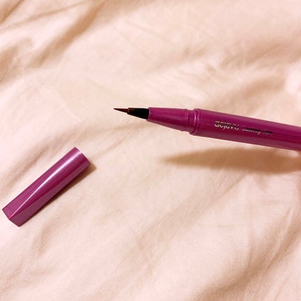 「密着アイライナー」ショート筆リキッド/デジャヴュ/リキッドアイライナーを使ったクチコミ(2枚目)