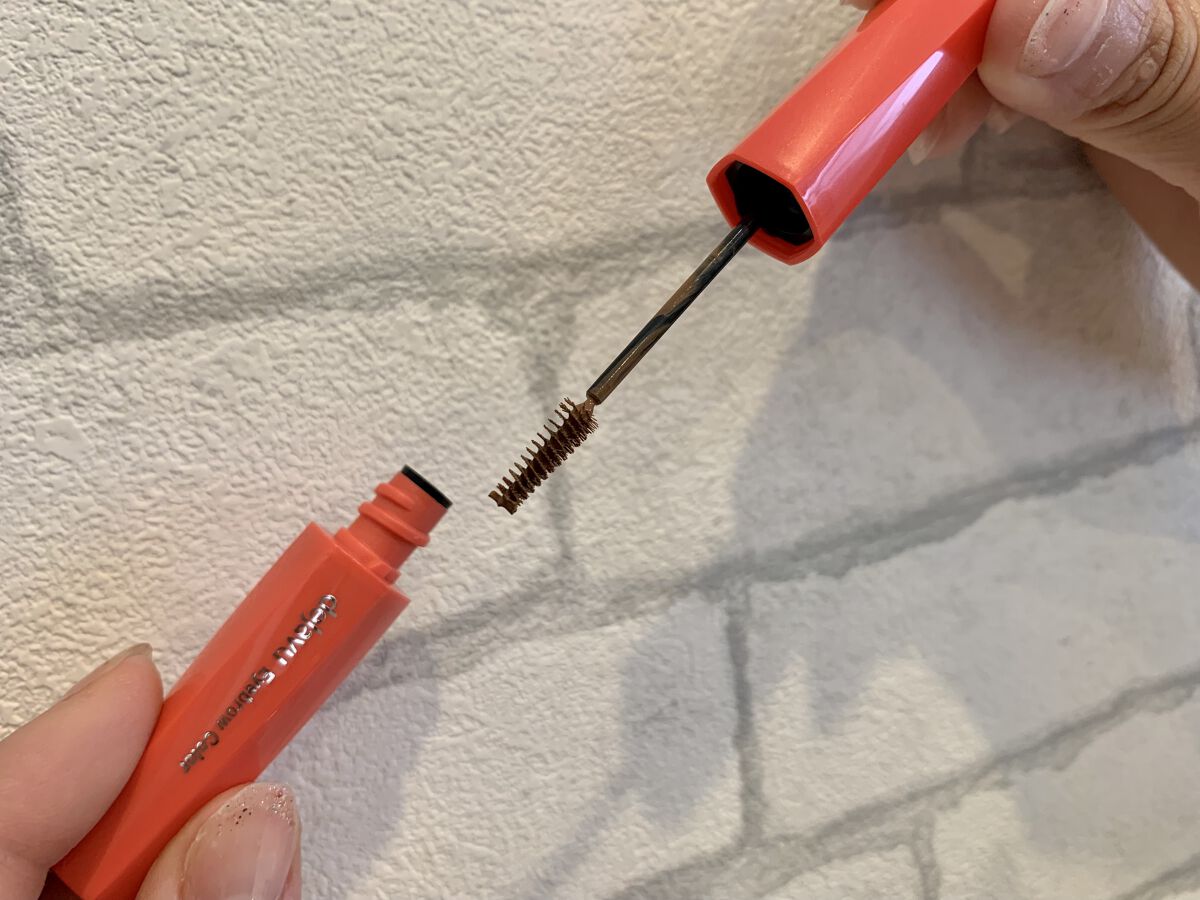 フィルム眉カラー/デジャヴュ/眉マスカラを使ったクチコミ（3枚目）