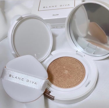 今日ご紹介するのは

BLANC DIVAのクッションファンデ
グリームカバレッジクッション
SPF50+/PA++++

YELLOWベース 21号

イエローベースなので赤みをカバーしてくれます!
