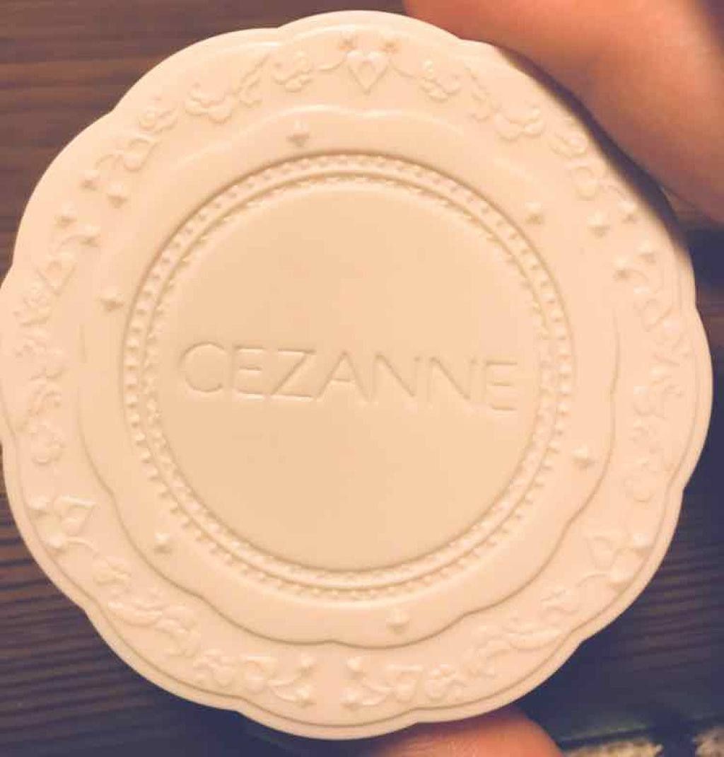 UVシルクカバーパウダー/CEZANNE/プレストパウダーを使ったクチコミ（1枚目）