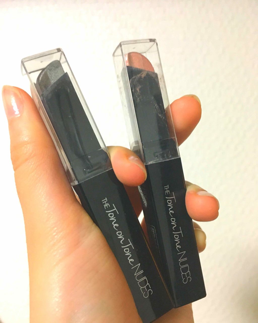 トーンオントーンアイシャドウ/MAYBELLINE NEW YORK/スティックアイシャドウを使ったクチコミ(2枚目)