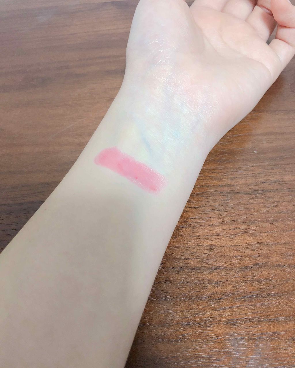 シャインオン/ロレアル パリ/口紅を使ったクチコミ(2枚目)