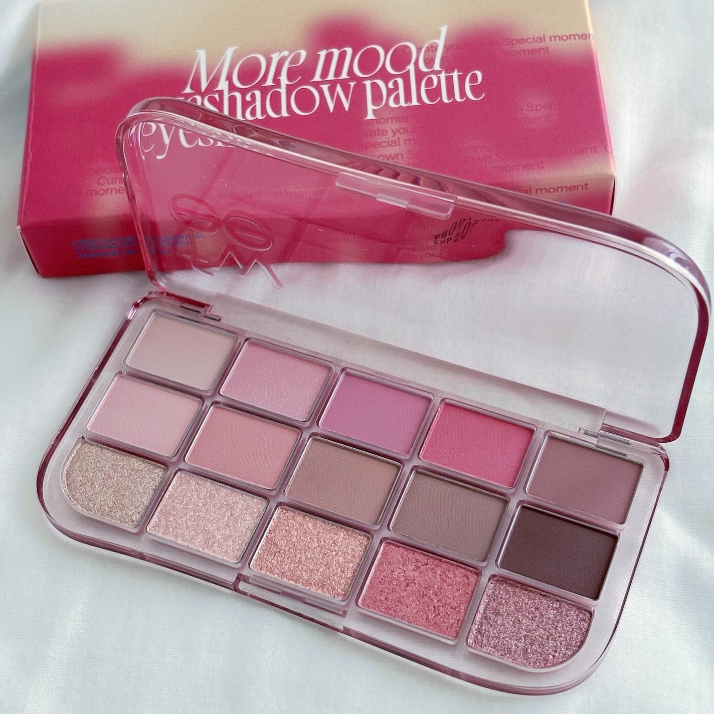 フィー モアムードアイパレット/fwee/アイシャドウパレットを使ったクチコミ(1枚目)