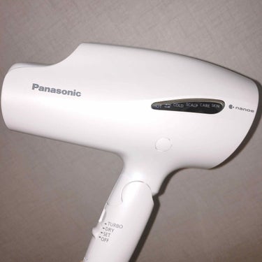 Panasonic ヘアドライヤーナノケア

ついに届いたー💖

このドライヤーほんとにすごくて、2枚目のように設定ができて、
❤HOT
❤HOT×COOL
❤COOL
❤SCLAP
❤CARE
❤SK