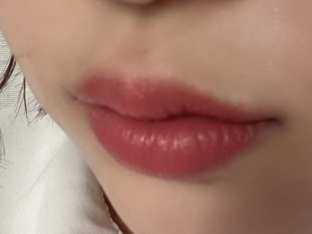 ビビッドコットン インクティント ブラー/innisfree/口紅を使ったクチコミ（3枚目）