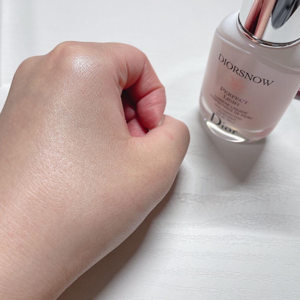 スノー パーフェクト ライト SPF25 - PA++/Dior/化粧下地を使ったクチコミ（3枚目）