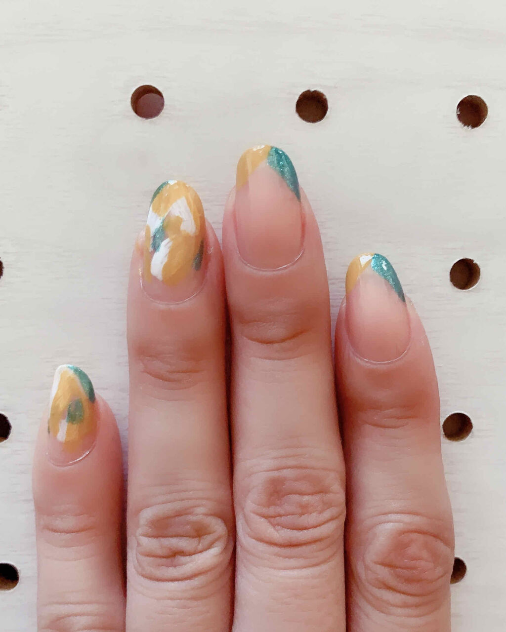 ナチュラルネイルカラーN 001 ホワイト/デュカート/マニキュアを使ったクチコミ（3枚目）