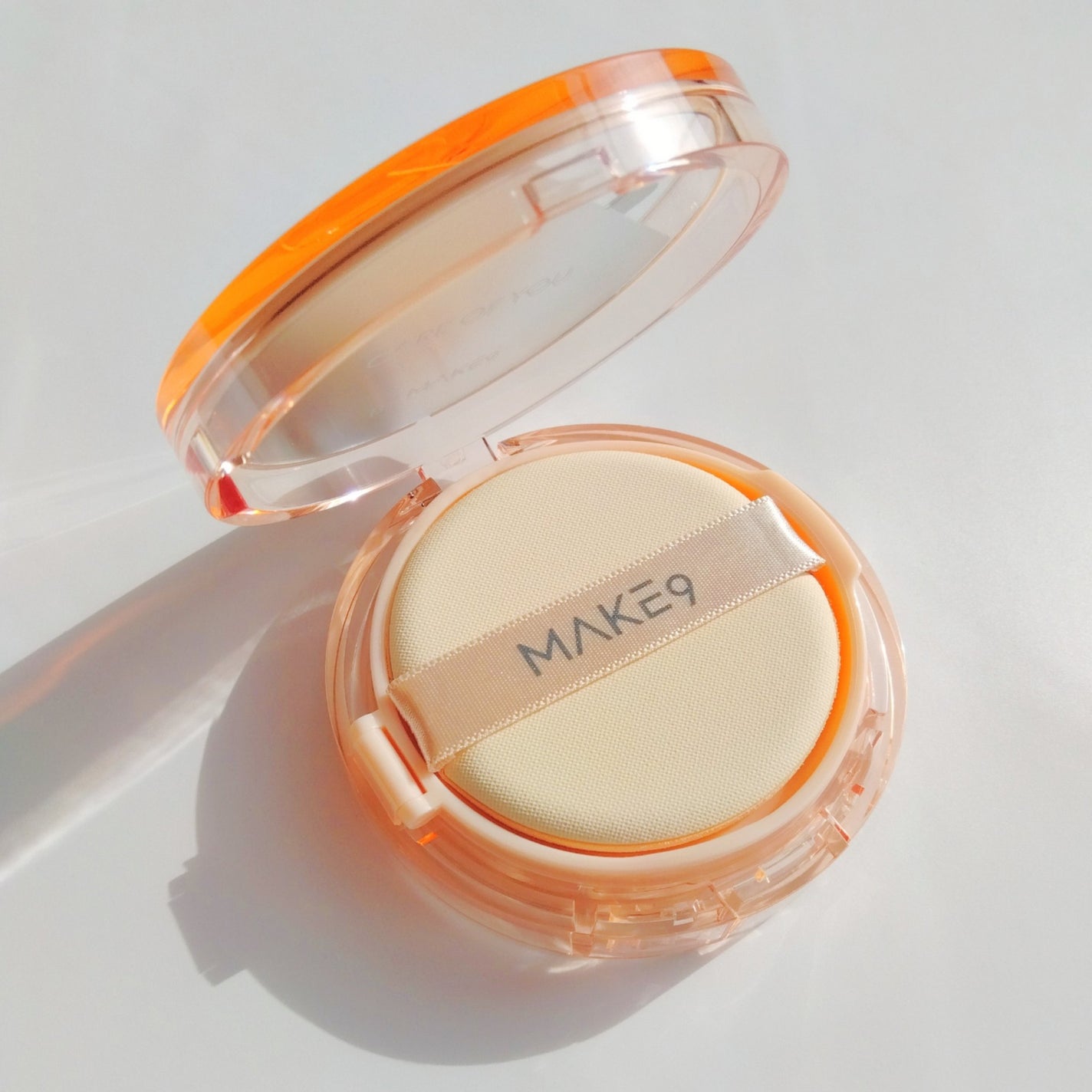ヌードカーミンググロークッション/MAKE9/クッションファンデーションを使ったクチコミ(2枚目)
