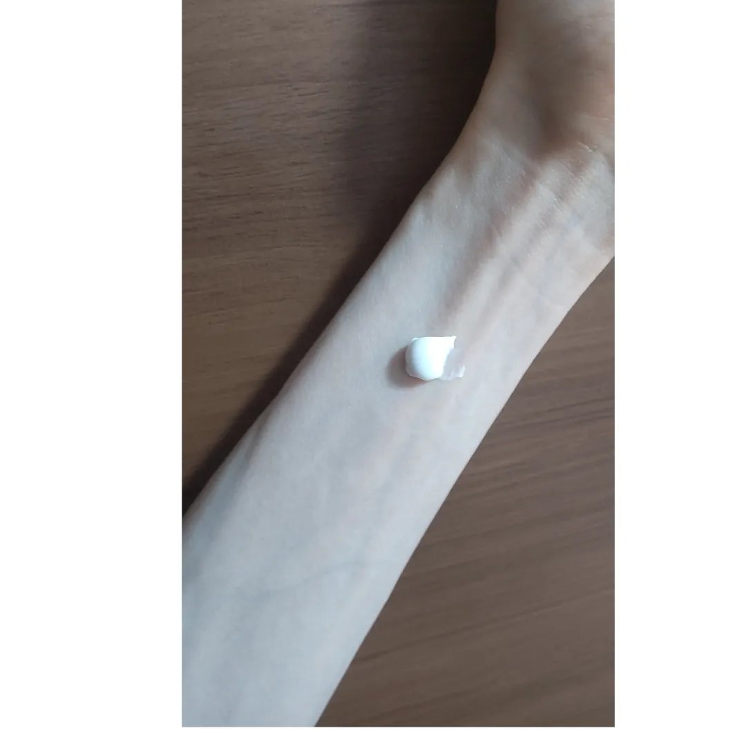 ベリースージングサンクリーム/SKINFOOD/日焼け止めクリームを使ったクチコミ（3枚目）