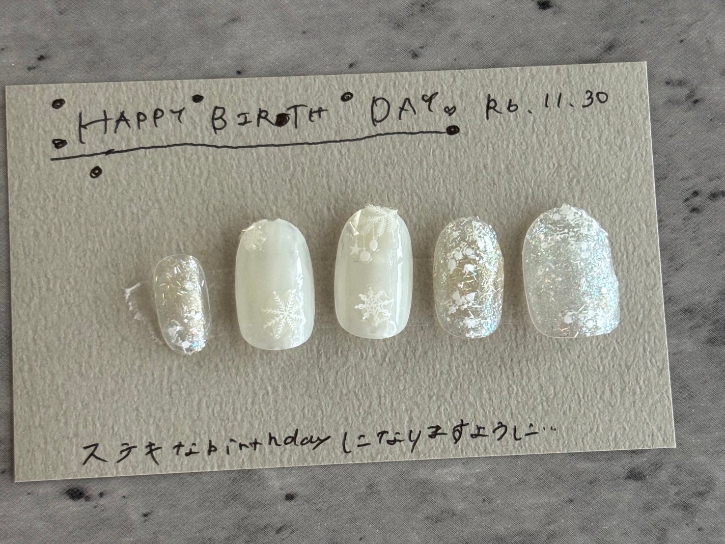 カラフルネイルズ/キャンメイク/マニキュアを使ったクチコミ(5枚目)