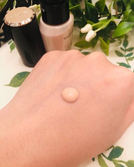 ドラマティックエッセンスリキッド/マキアージュ/リキッドファンデーションを使ったクチコミ(4枚目)