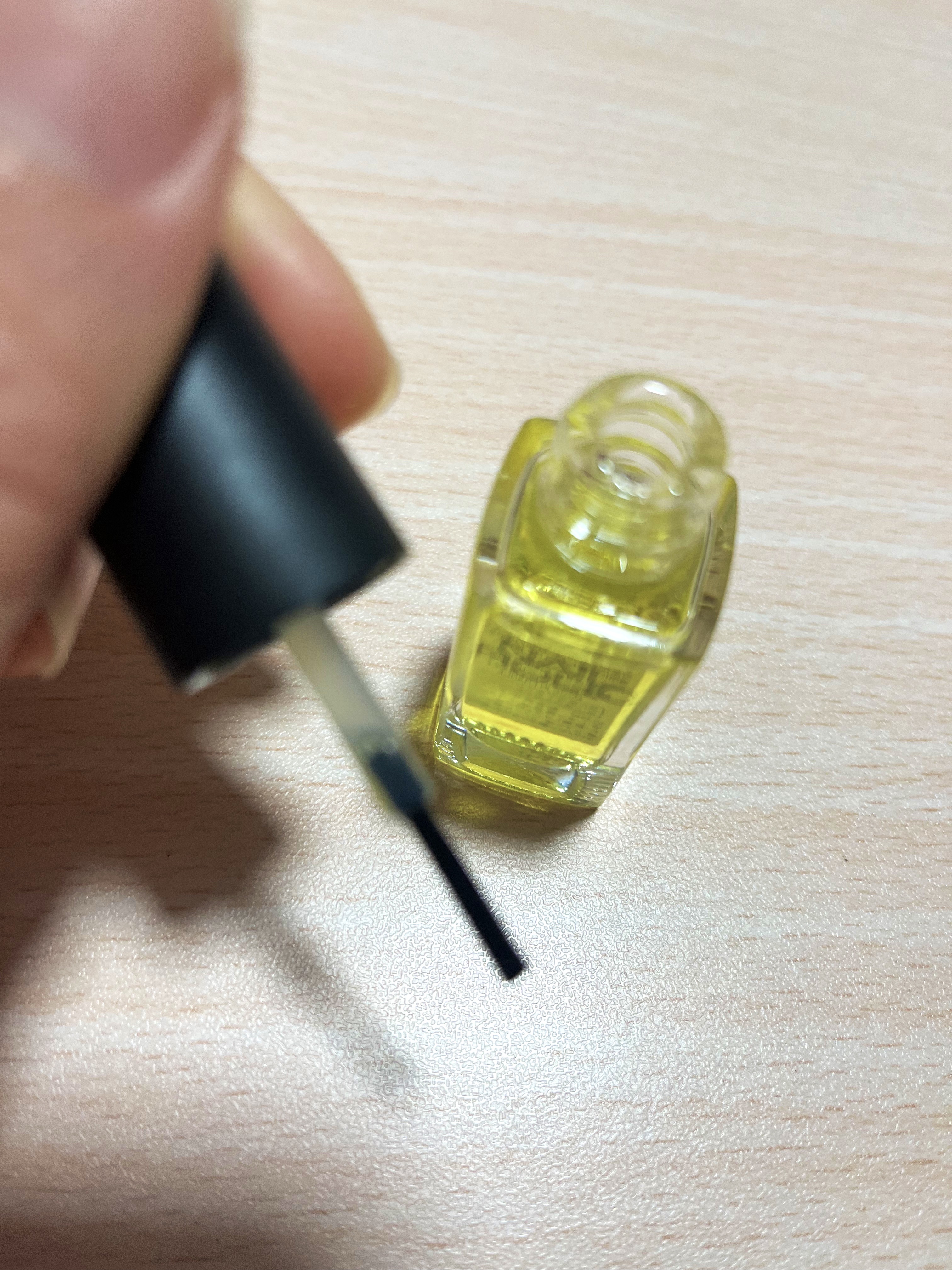 キューティクルオイル/ネイルホリック/ネイルオイル・トリートメントを使ったクチコミ（2枚目）