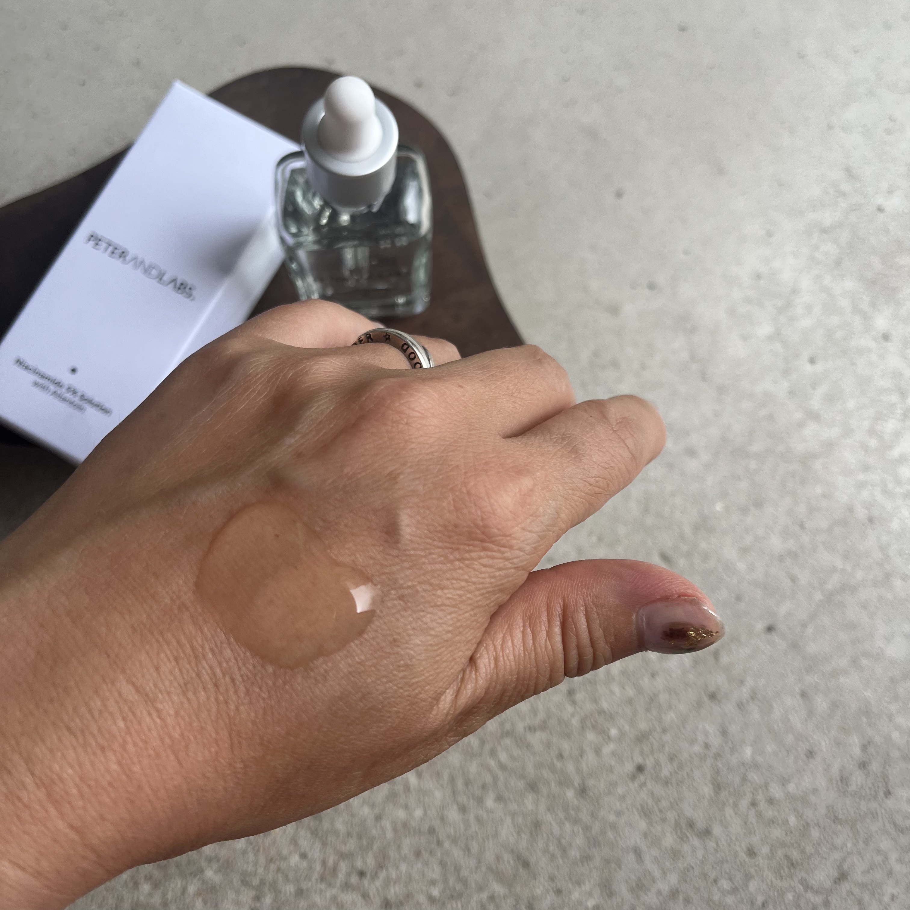 ナイアシンアミド5%ソリューションウィズアラント美容液/PETERANDLABS/美容液を使ったクチコミ（3枚目）