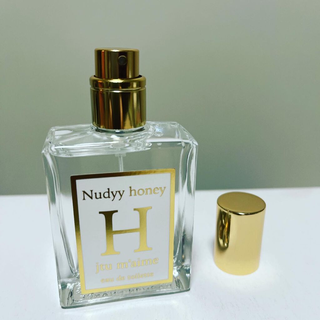 jtum'aimeH オードトワレ/SHOLAYERED/香水(レディース)を使ったクチコミ(2枚目)