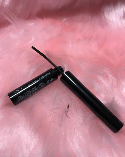NYX Professional Makeup スキニー マスカラのクチコミ「#NYXスキニーマスカラTSM01
お値段1000円税抜
今まで見た中で1番小さいマスカラでし.....」(1枚目)