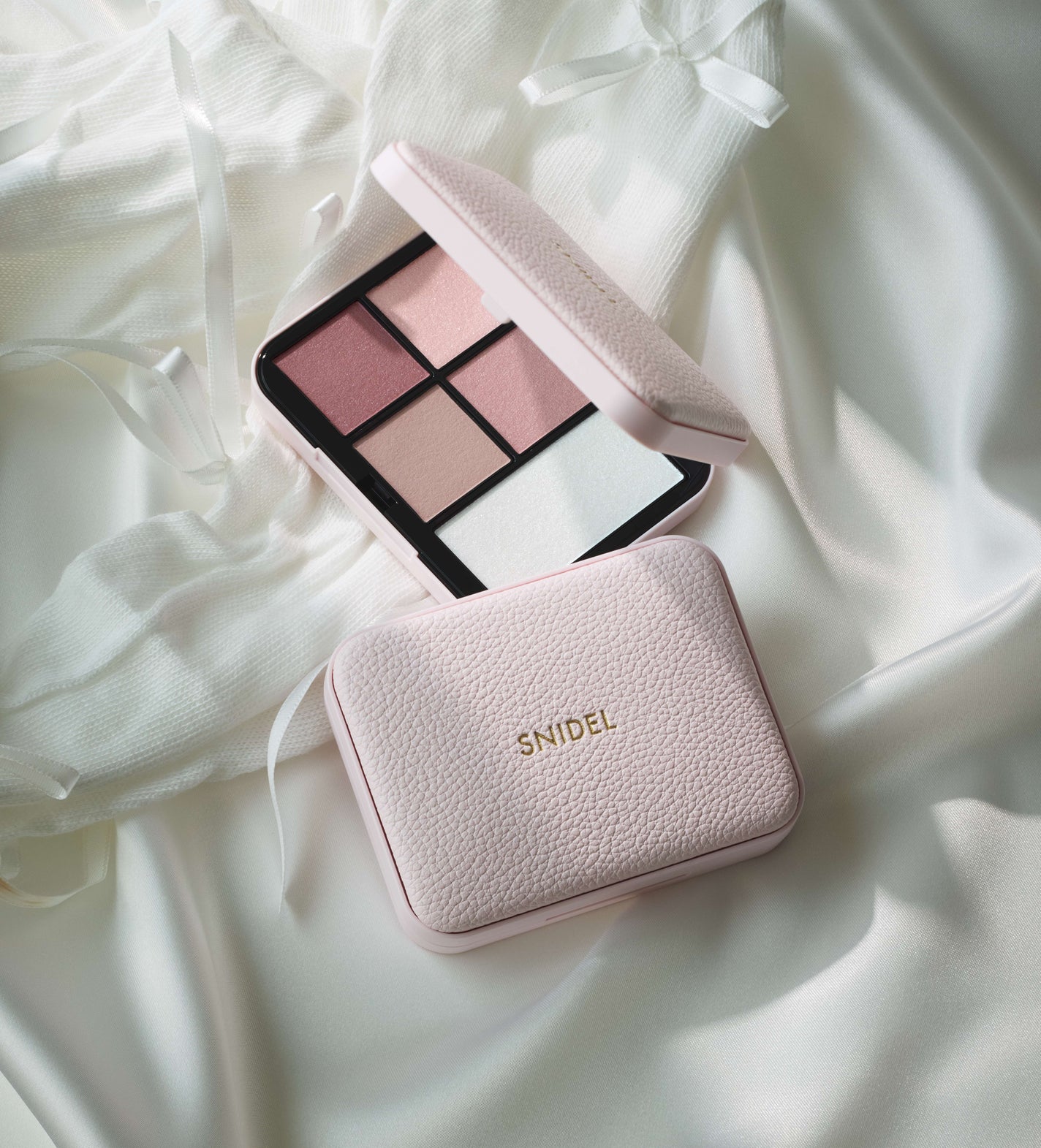 SNIDEL BEAUTYからくすみピンクのニュアンスカラーをセットした「SNIDEL フェイス スタイリスト n」限定色が登場!の画像