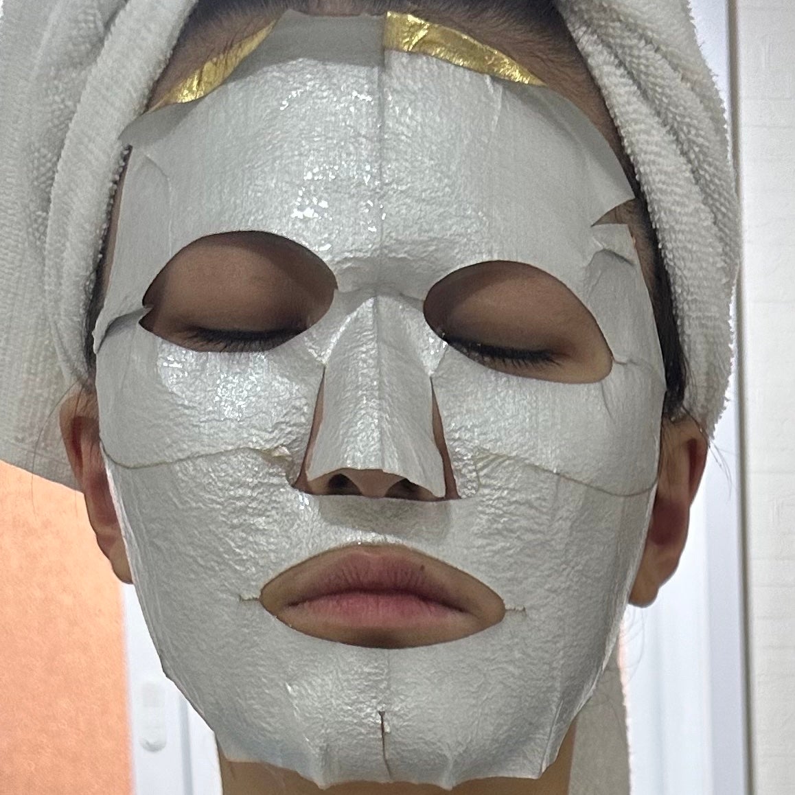 プレミアムハイドラゴールドホイルマスク/AHC/シートマスク・パックを使ったクチコミ(5枚目)