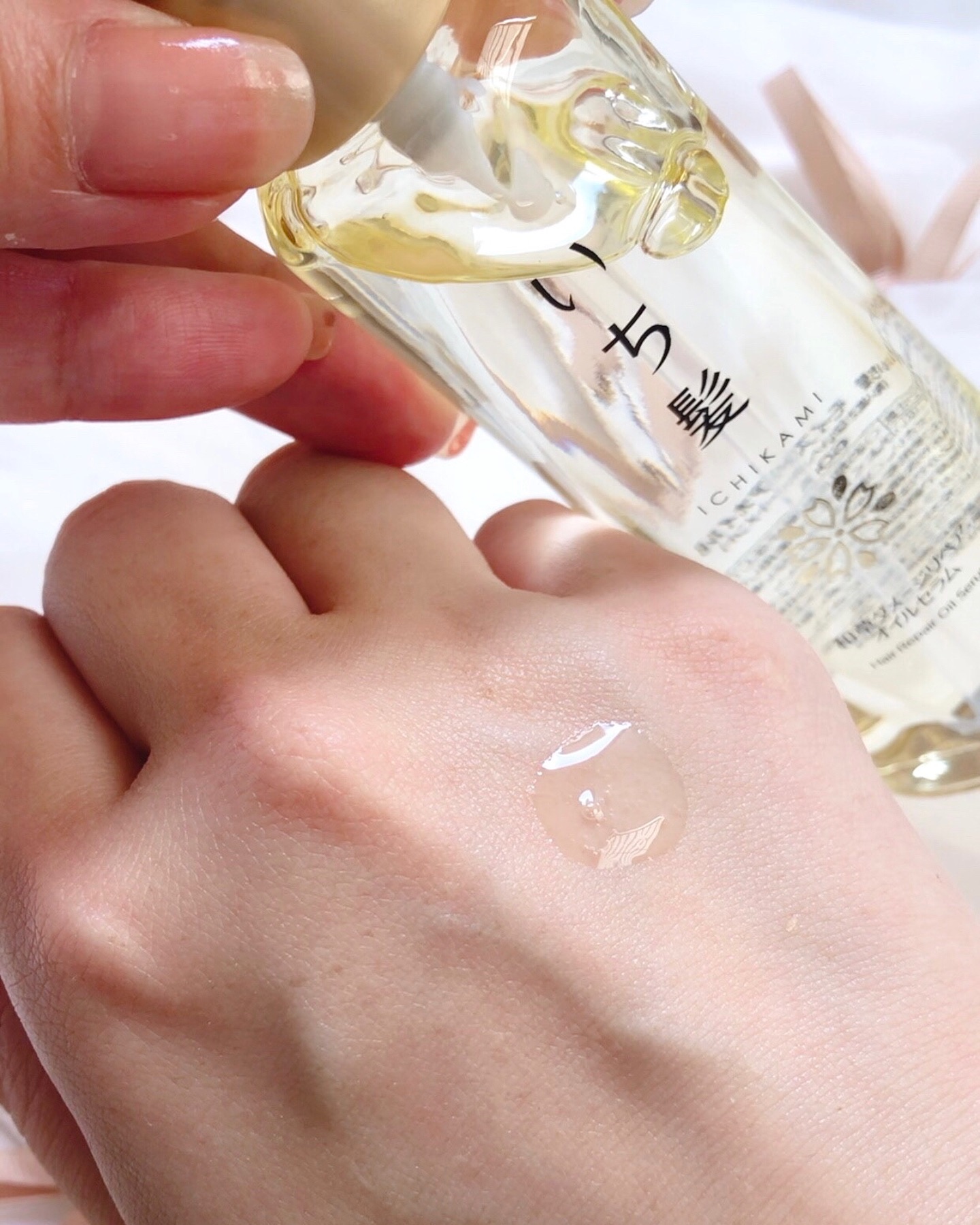 和草ダメージリペアオイルセラム/いち髪/ヘアオイルを使ったクチコミ（2枚目）