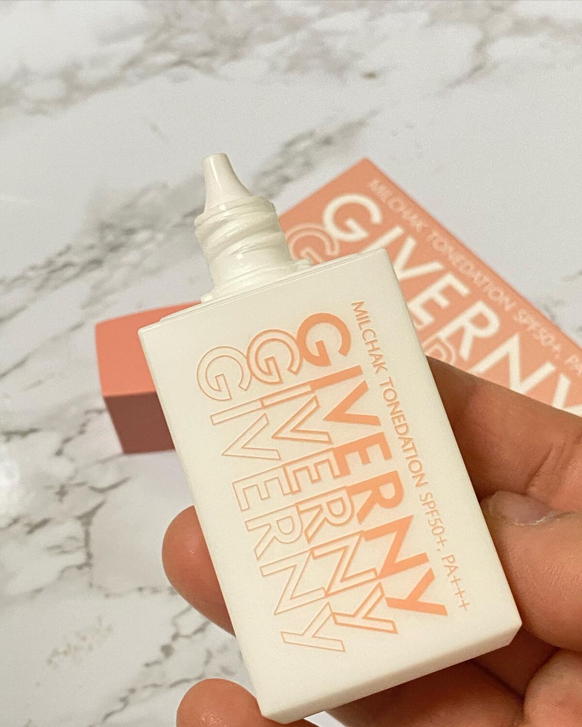 密着カバークッション 21 ライトベージュ/GIVERNY/クッションファンデーションを使ったクチコミ（2枚目）