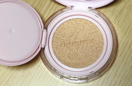 ワンダーベルベットラスティングクッション/i’m meme/クッションファンデーションを使ったクチコミ(2枚目)