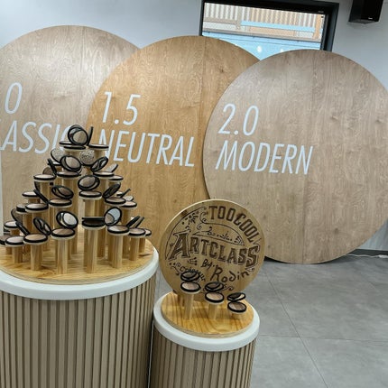 Haruka on LIPS 「日本未発売のアイテムがタッチアップできる!toocoolfor..」(7枚目)