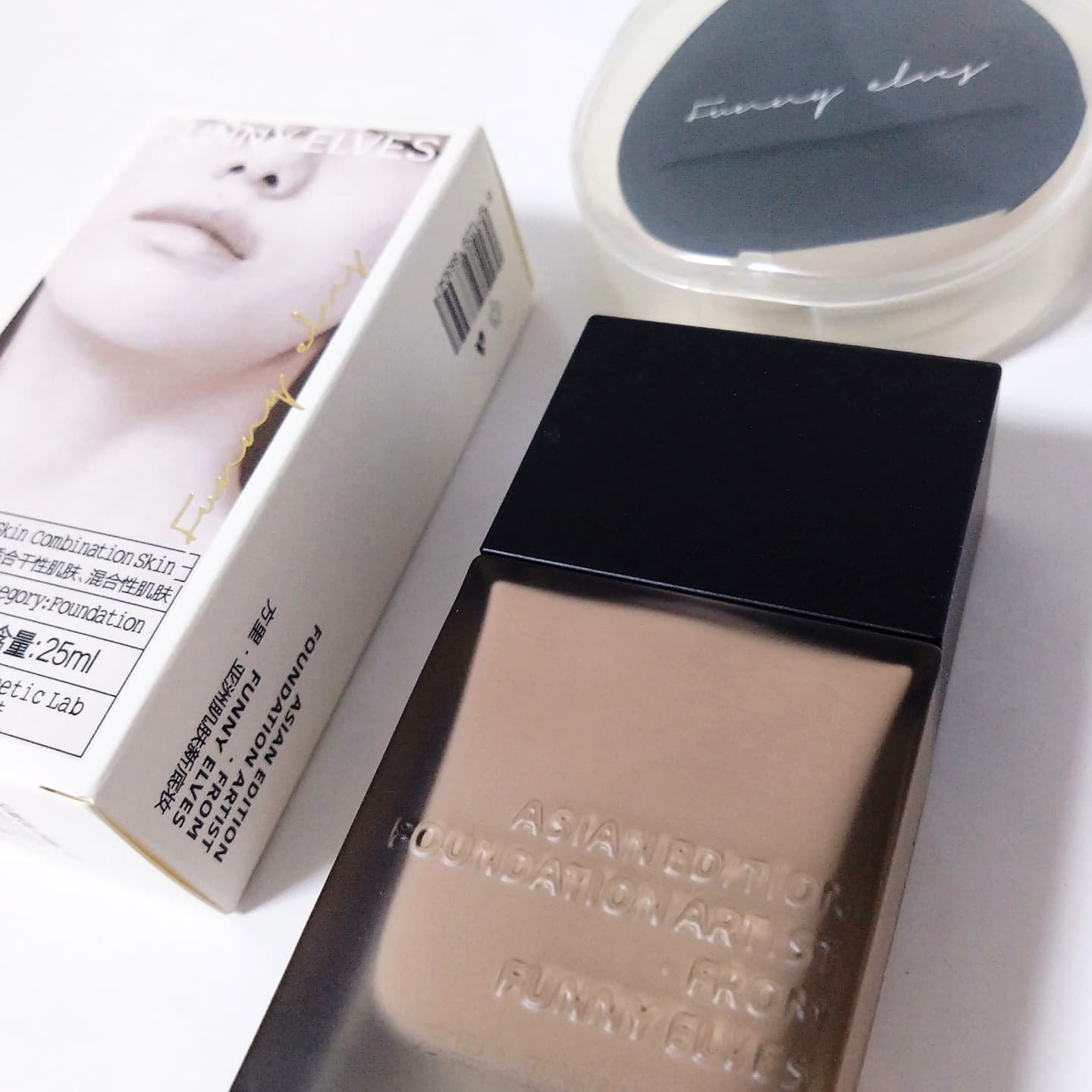 ロングウエアファンデーション/FUNNY ELVES方里/リキッドファンデーションを使ったクチコミ（2枚目）