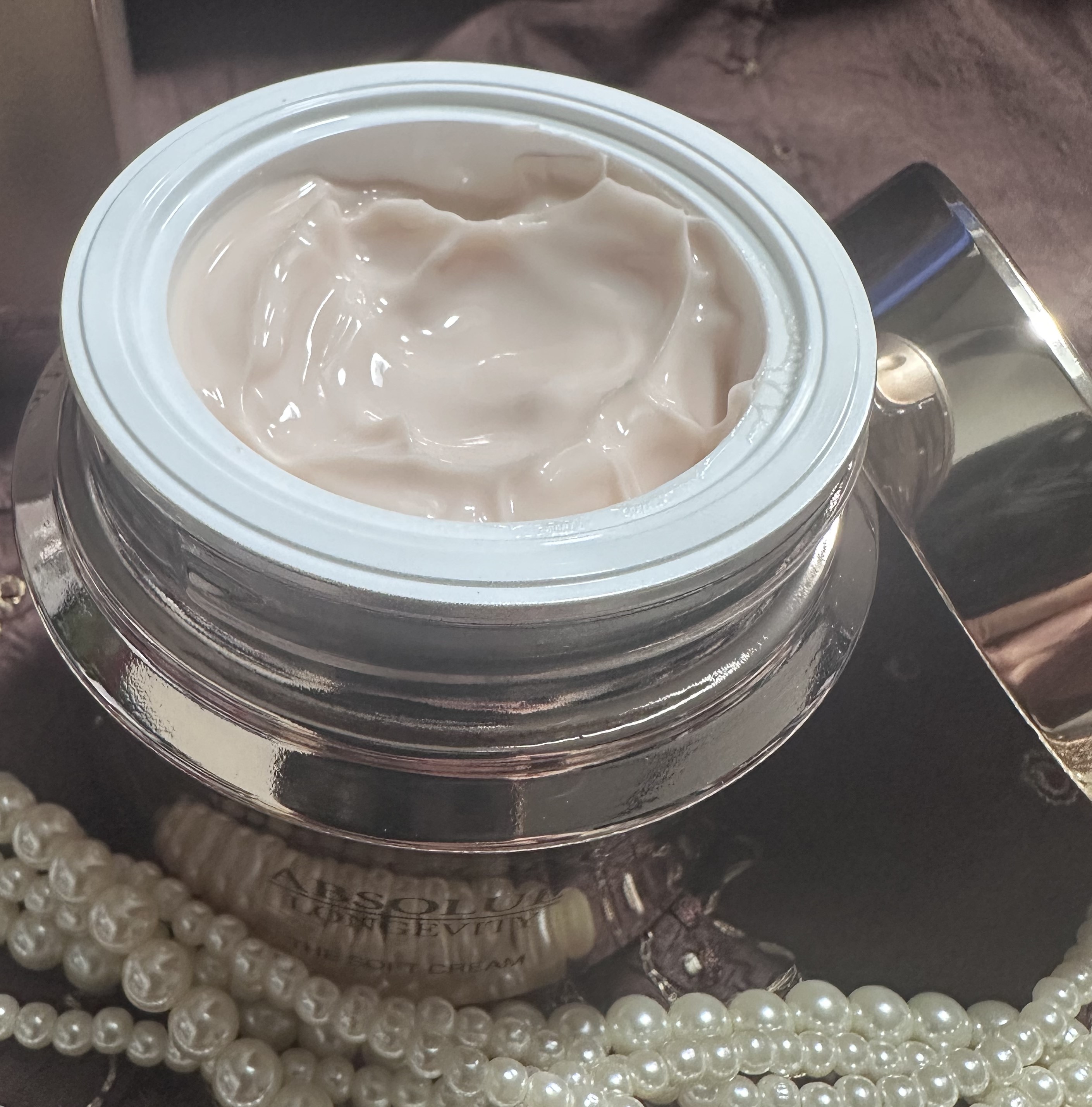 アプソリュ ザ ソフトクリーム/LANCOME/フェイスクリームを使ったクチコミ（3枚目）