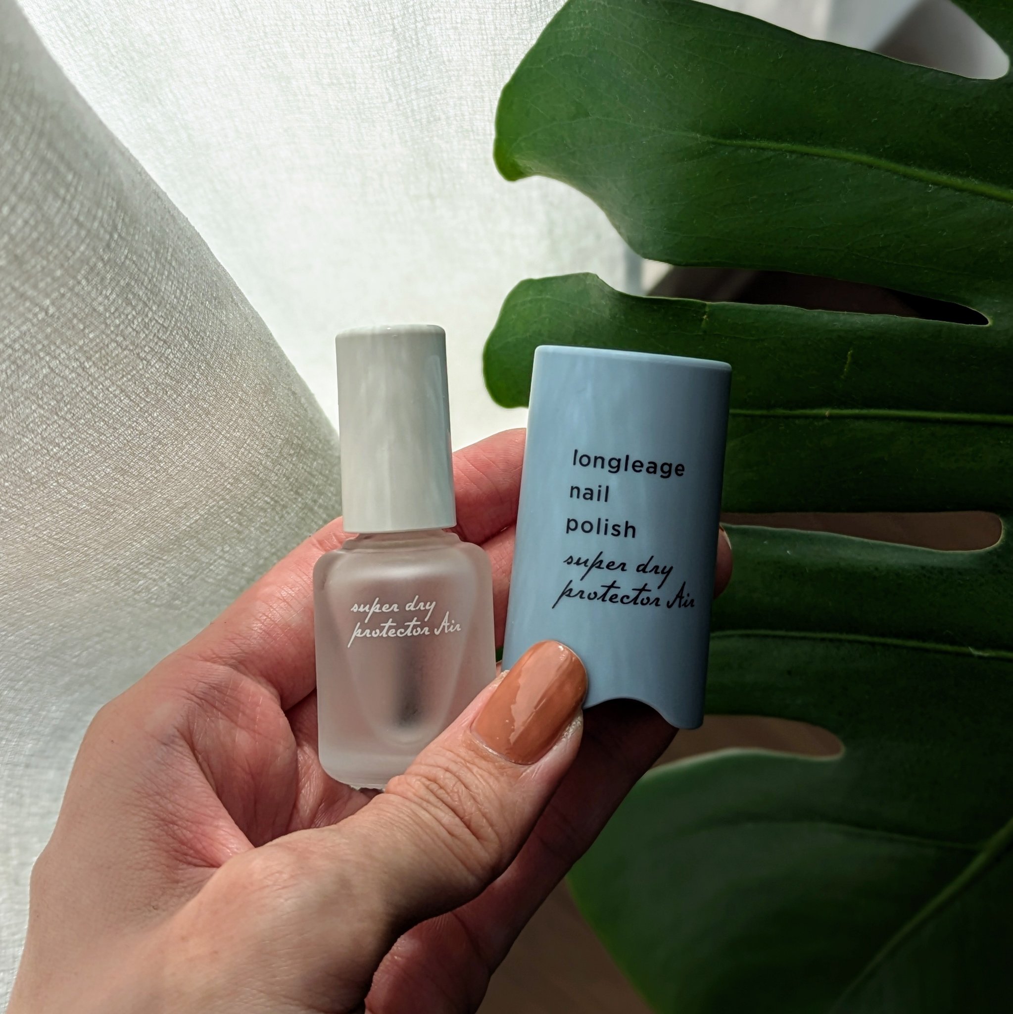 スーパードライプロテクターエアー/LONGLEAGE/ネイルトップコートを使ったクチコミ（2枚目）