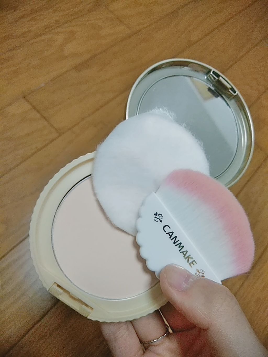 【旧品】マシュマロフィニッシュパウダー/キャンメイク/プレストパウダーを使ったクチコミ（1枚目）