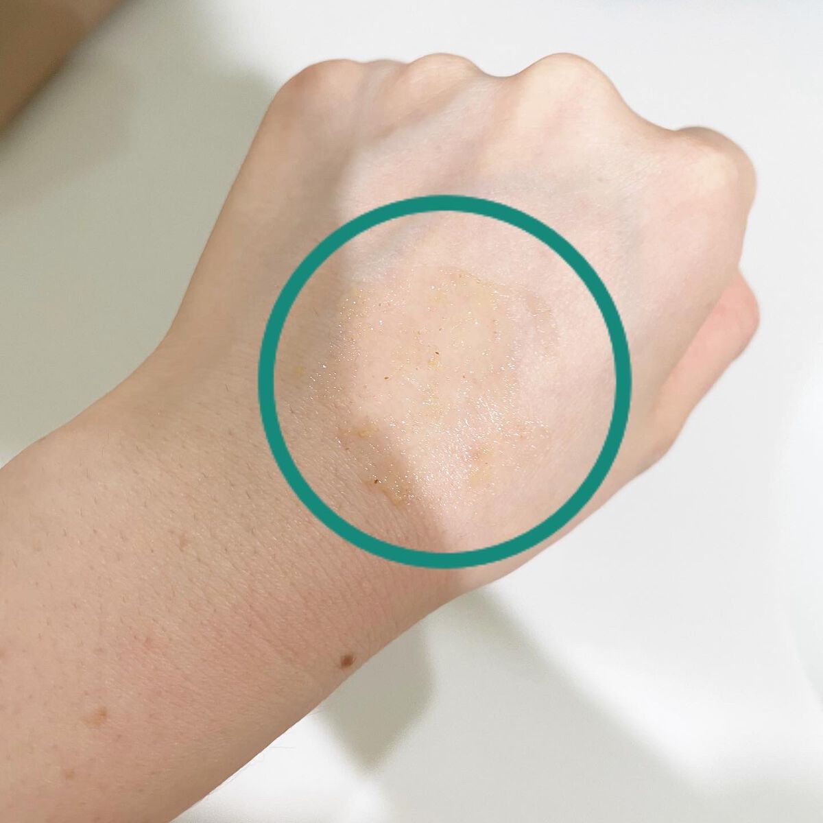 スキンスムーススクラブジェル/Beaumit/スクラブ・ゴマージュを使ったクチコミ(3枚目)