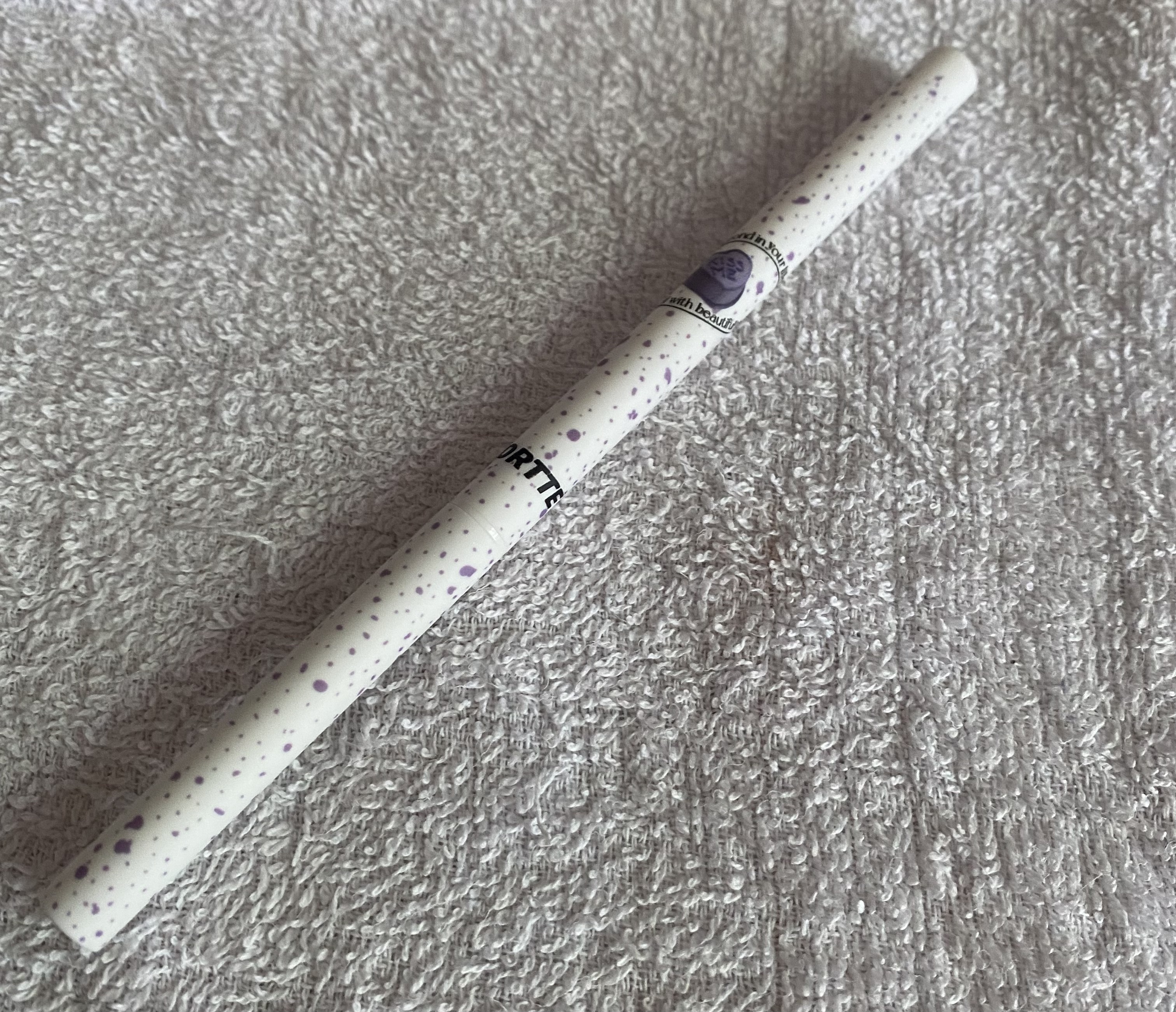 スーパービューティーアイライナーペンシル/FLORTTE/ペンシルアイライナーを使ったクチコミ（1枚目）