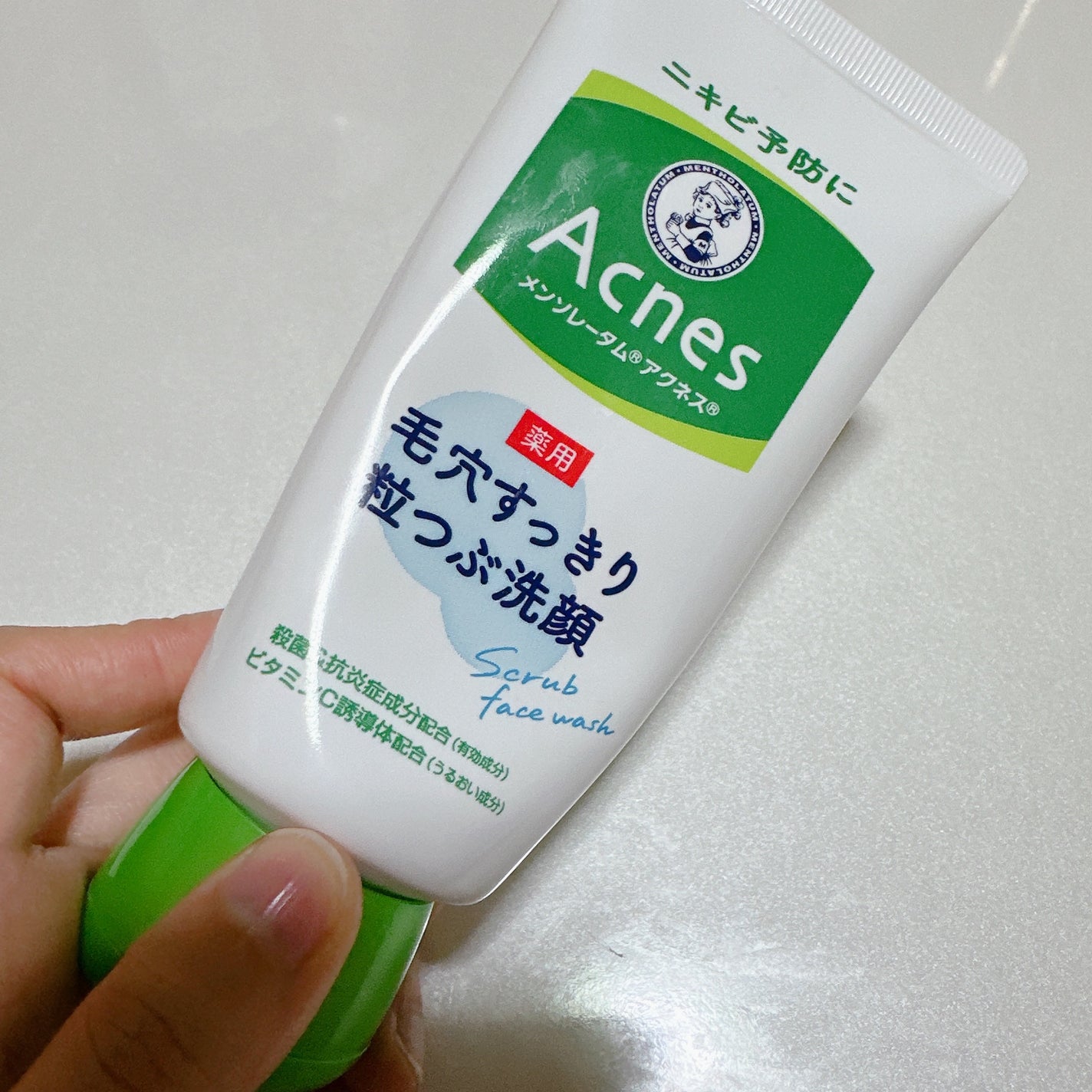 薬用毛穴すっきり粒つぶ洗顔/メンソレータム アクネス/洗顔フォームを使ったクチコミ(2枚目)