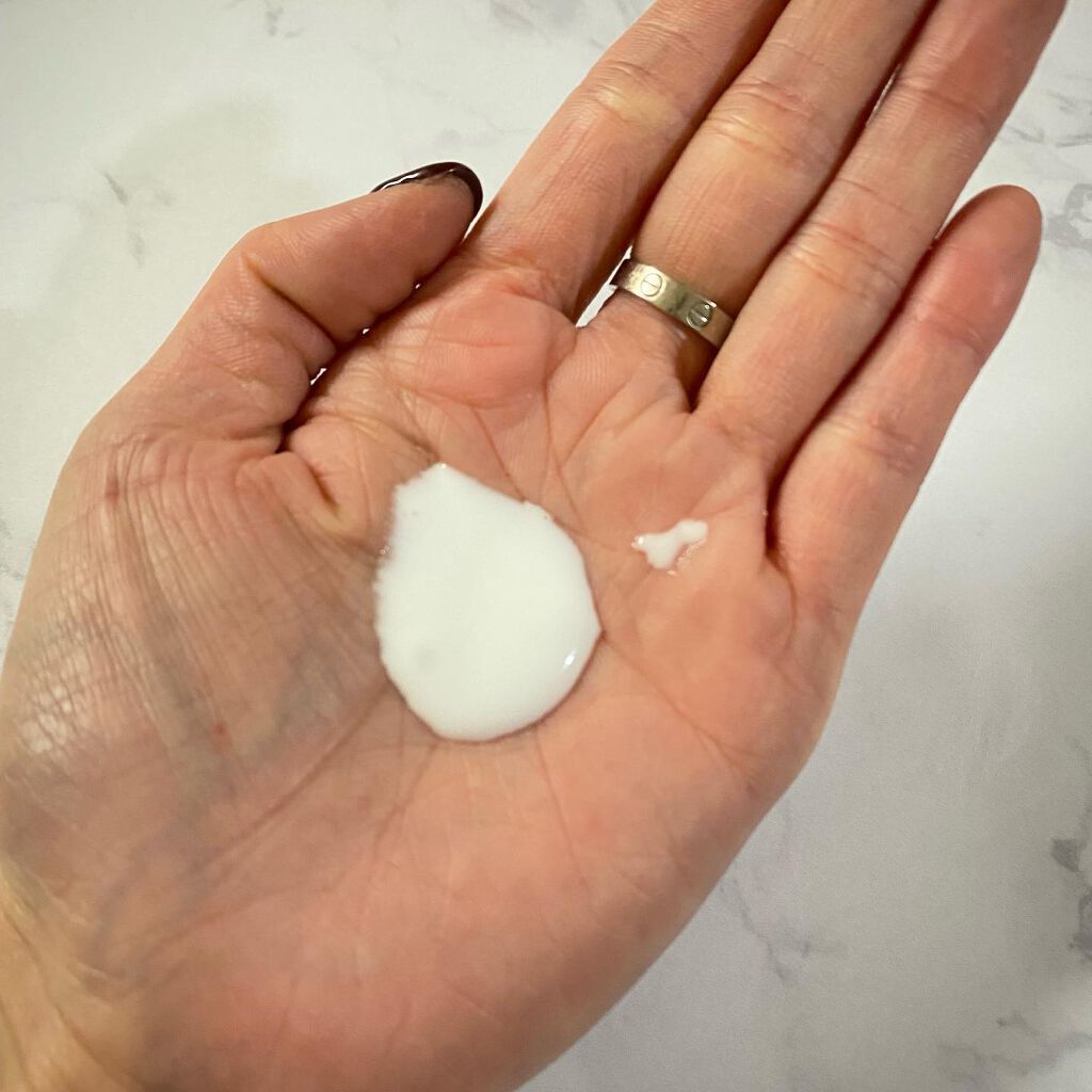 白色オイル/DEW/美容液を使ったクチコミ（3枚目）