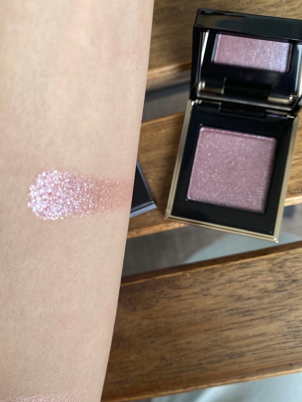 トーン タッチ アイズ/SUQQU/単色アイシャドウを使ったクチコミ(3枚目)