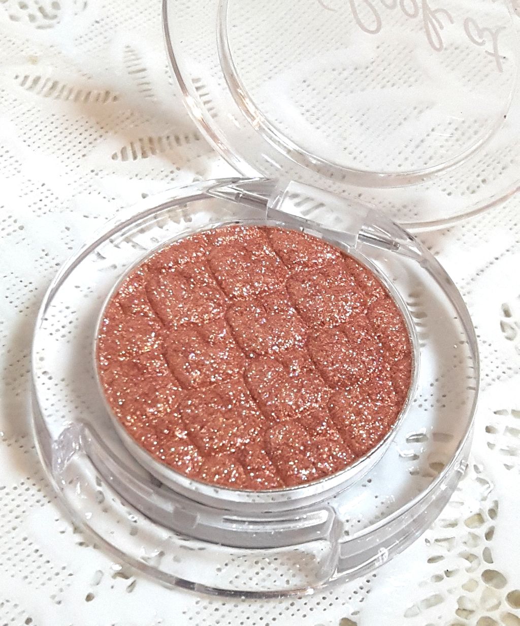 ルックアット マイアイジュエル/ETUDE/単色アイシャドウを使ったクチコミ（2枚目）